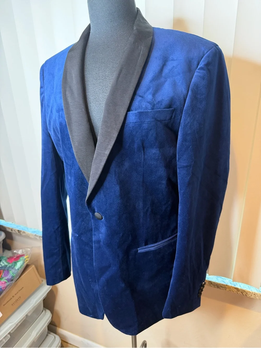 John Stephen London velvet tuxedo blazer martini lining Size 40 R